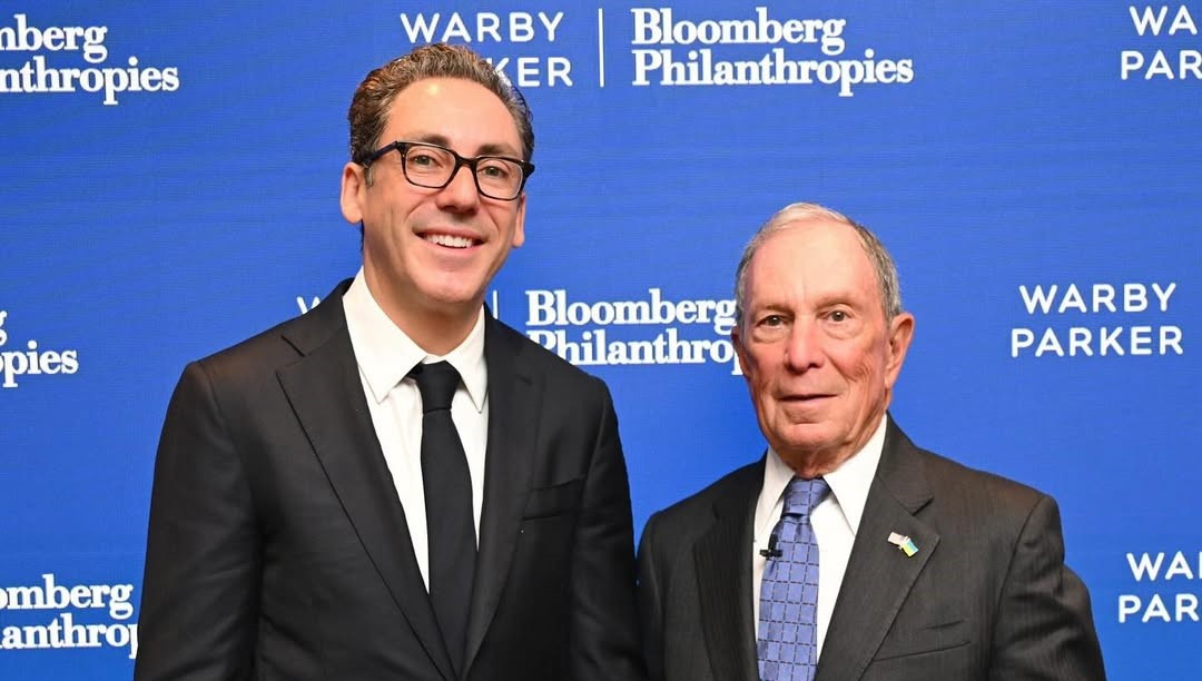 Warby Parker: Merevolusi Industri Kacamata dengan Inovasi dan Pelayanan